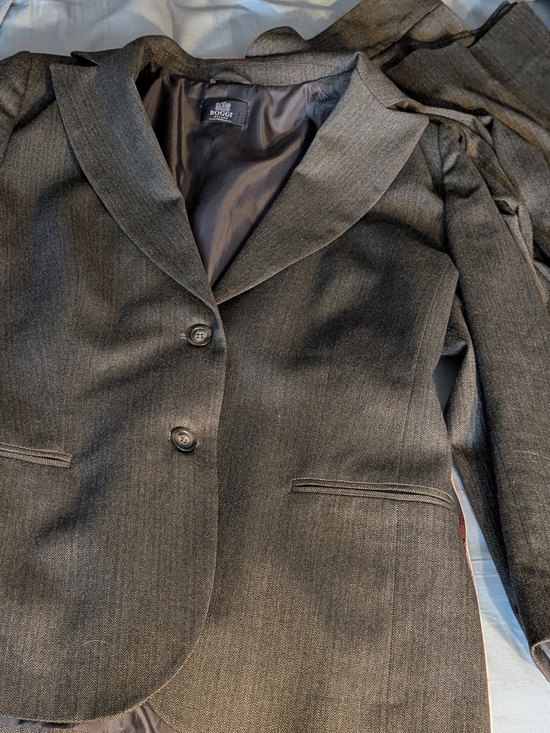 Boggi Milano Jackets & Blazers - Boggi Milano Italian Women's Gray Tailored Blazer With Matching Skirt & Pant